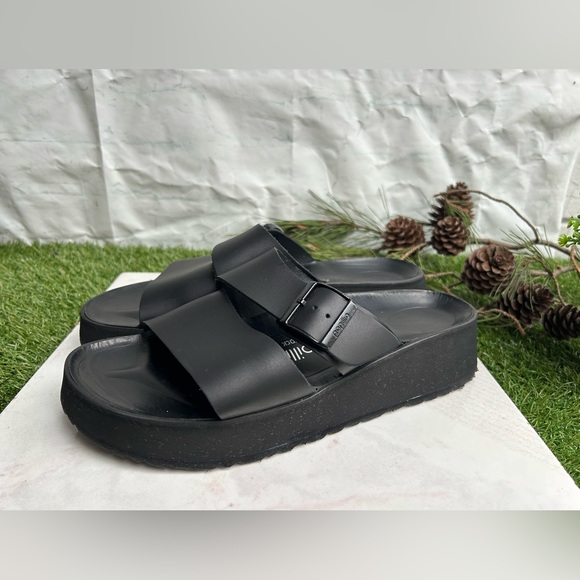 BIRKENSTOCK
Almina /women
Leather - Black size 41US 10-10.5 gently used - Picture 9 of 15